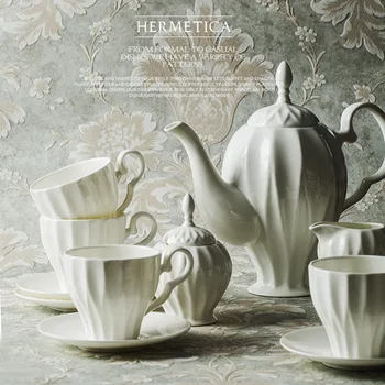 21pcs Conjunto de Real porcelana de Ossos bule de Chá e Conjunto de Caneca, o Royal Design Criativo, Tazas Chip Xícara de Chá, de Café Nespresso Cup, Taza Café Definir